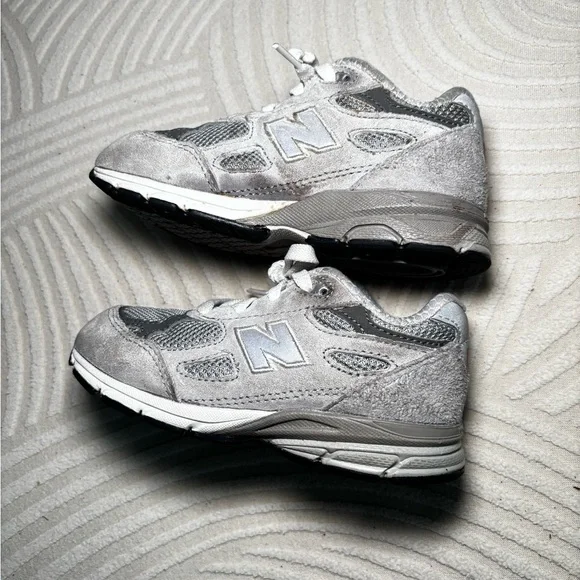 New Balance 990v3 Toddler Shoes - Picture 4 of 4
